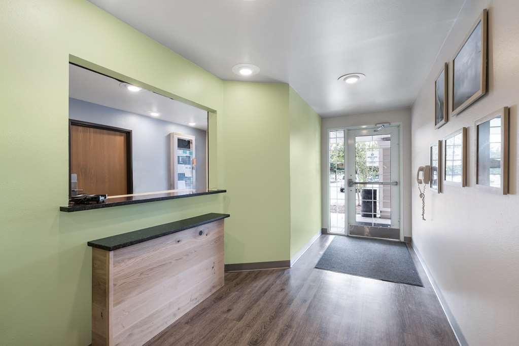 Extended Stay America Select Suites - Orlando - East Intérieur photo